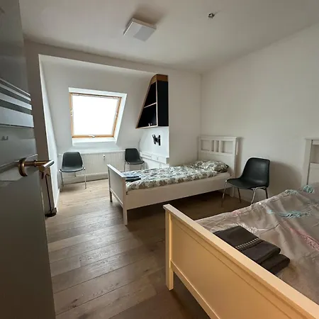 Messe Flat 3 6 Bett 120 Qm * Ανόβερο